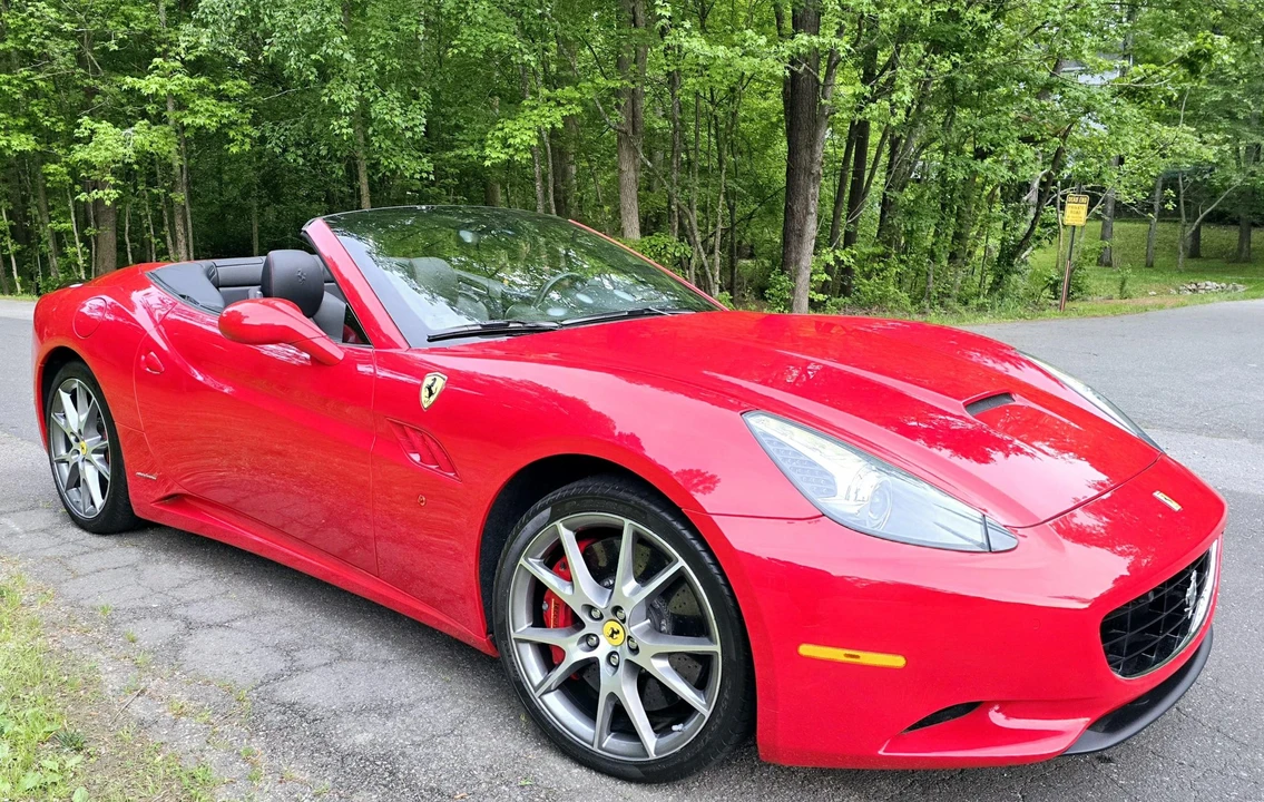 2010 Ferrari California - Image 4 of 31