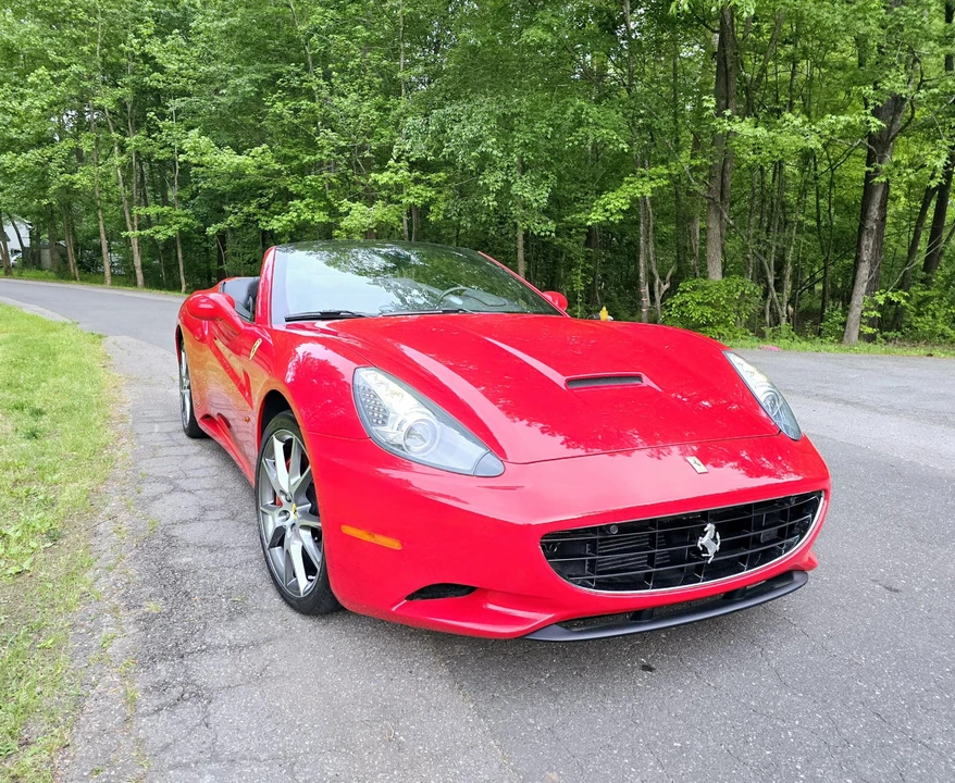 2010 Ferrari California - Image 7 of 31