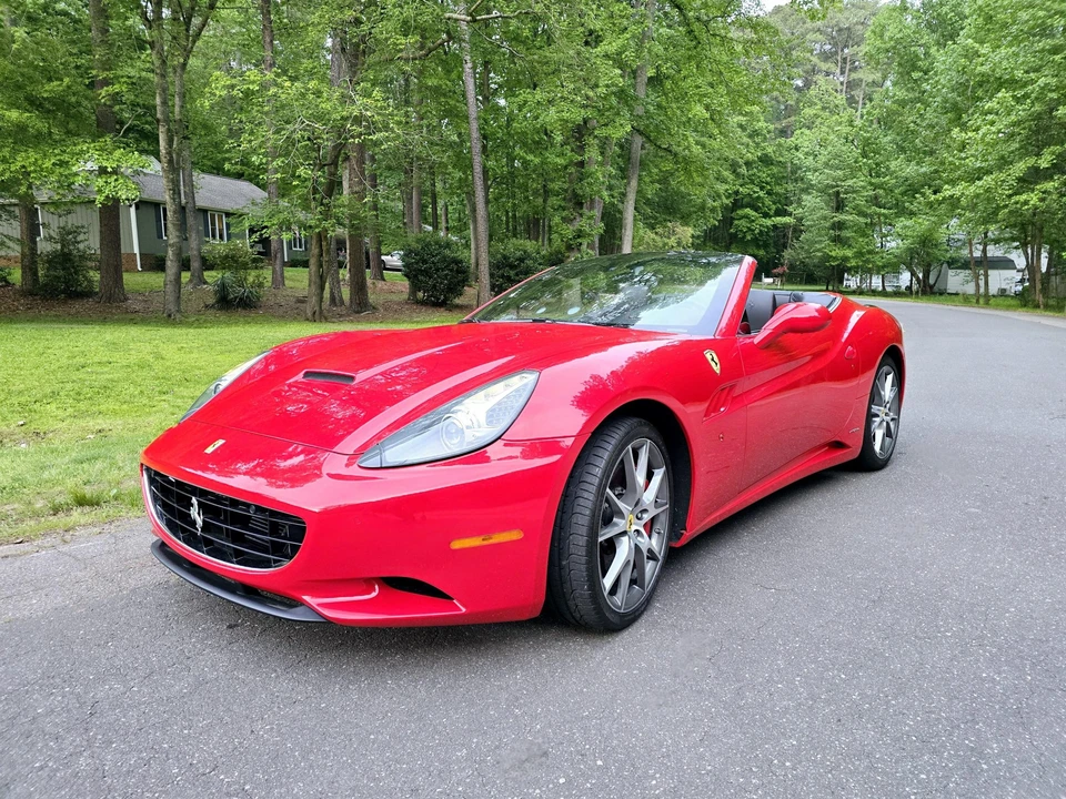 2010 Ferrari California - Image 11 of 31