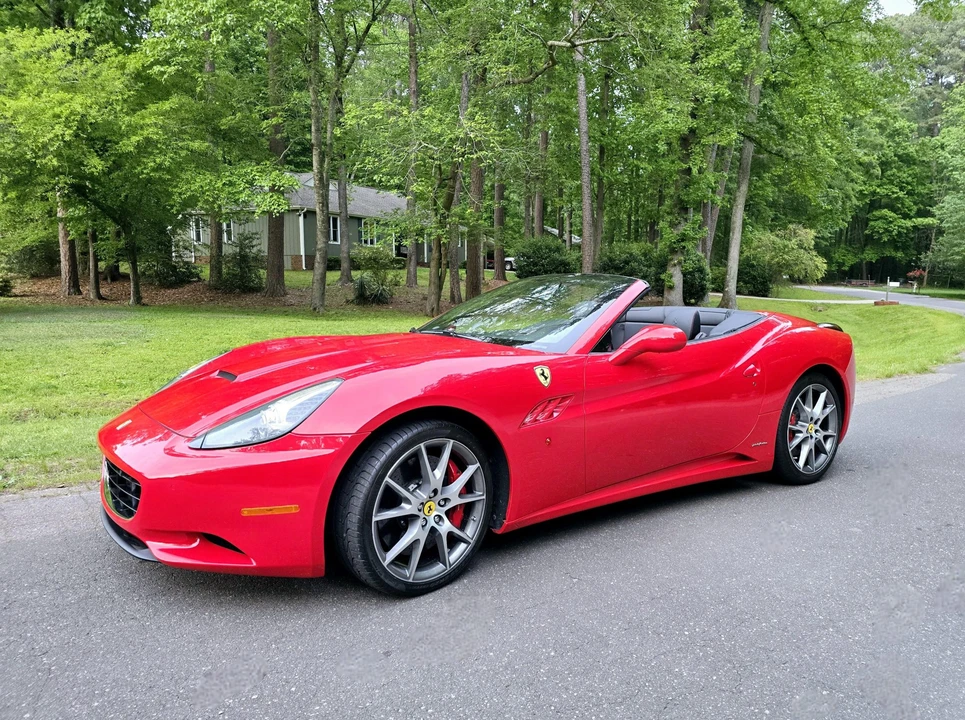 2010 Ferrari California - Image 15 of 31