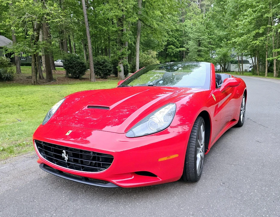 2010 Ferrari California - Image 10 of 31