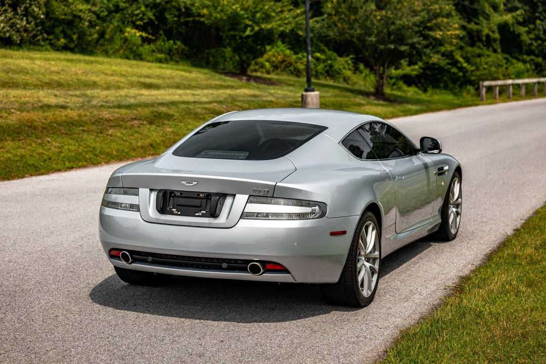 2011 Aston Martin DB9 - Image 23 of 31