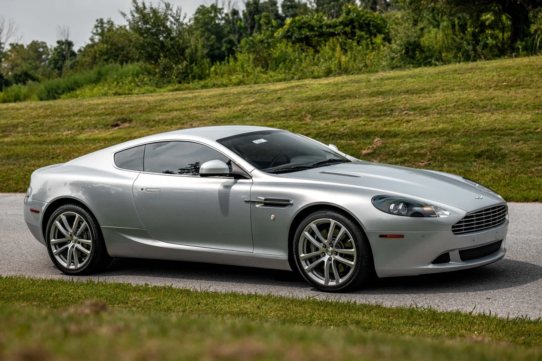 2011 Aston Martin DB9 - Image 3 of 31