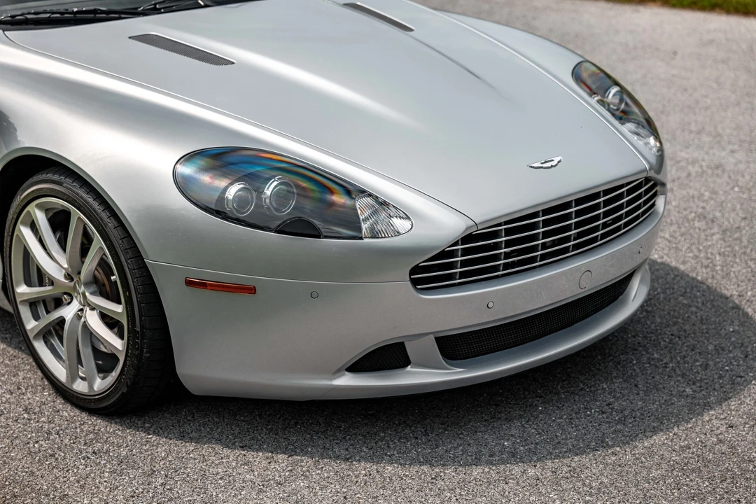 2011 Aston Martin DB9 - Image 31 of 31