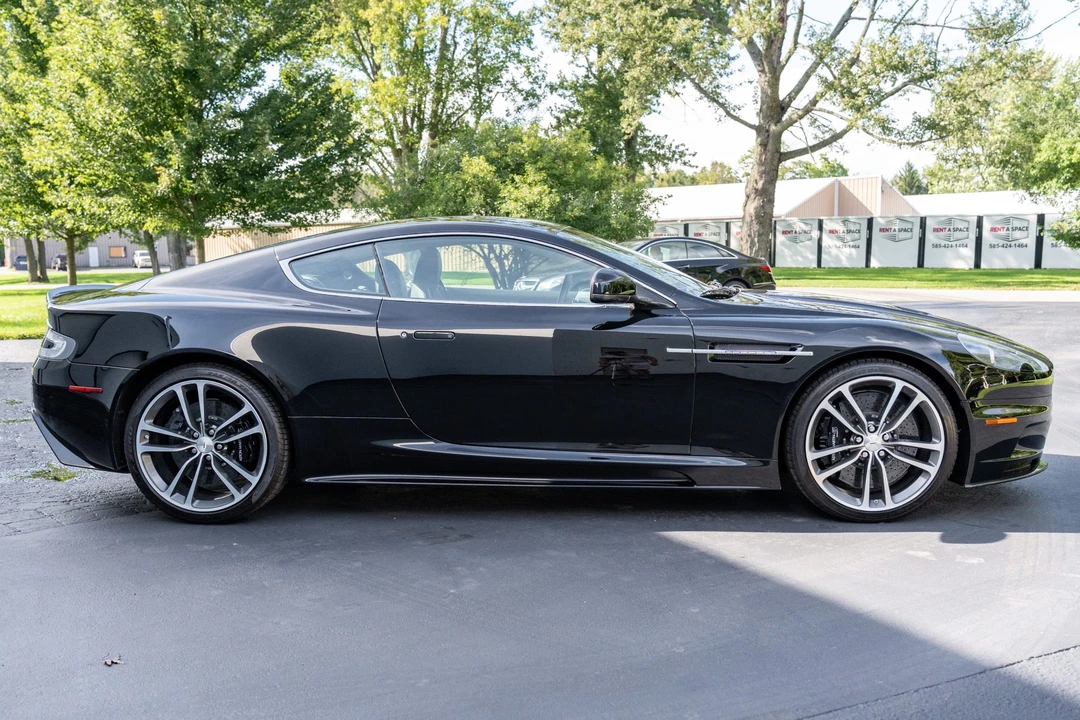 2011 Aston Martin DBS (2008-2012) - Image 8 of 31