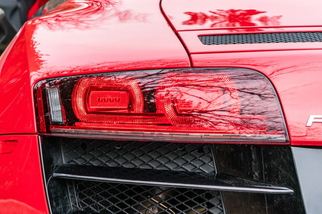 2011 Audi 42 R8 - Image 21 of 31