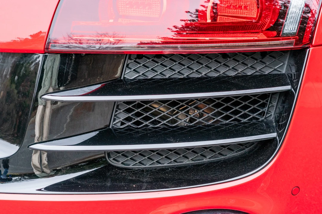 2011 Audi 42 R8 - Image 26 of 31