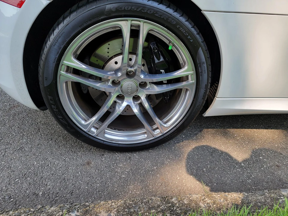 2011 Audi 42 R8 - Image 29 of 31