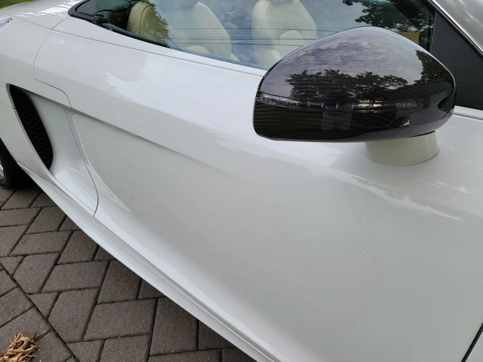 2011 Audi 42 R8 - Image 26 of 31
