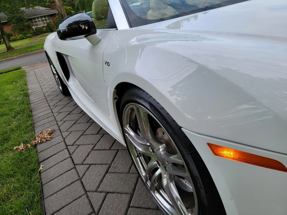 2011 Audi 42 R8 - Image 27 of 31