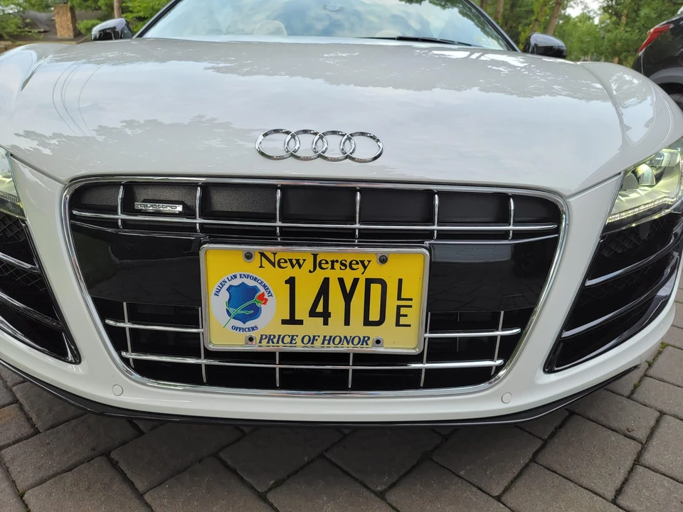 2011 Audi 42 R8 - Image 12 of 31