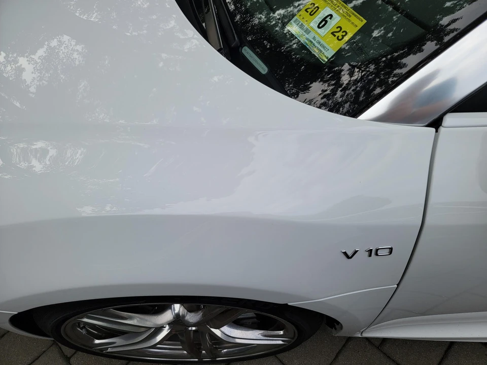 2011 Audi 42 R8 - Image 15 of 31