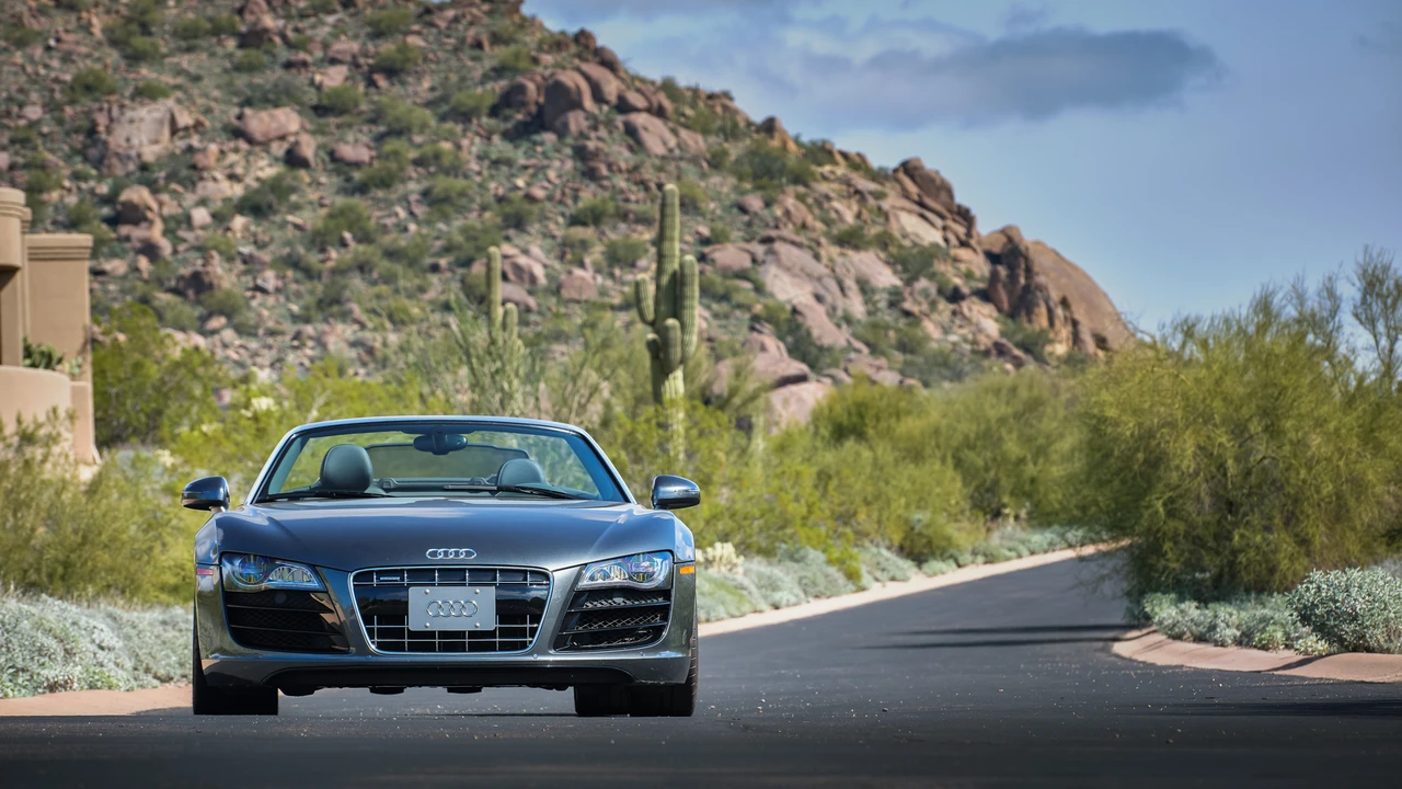 2011 Audi 42 R8 - Image 15 of 31