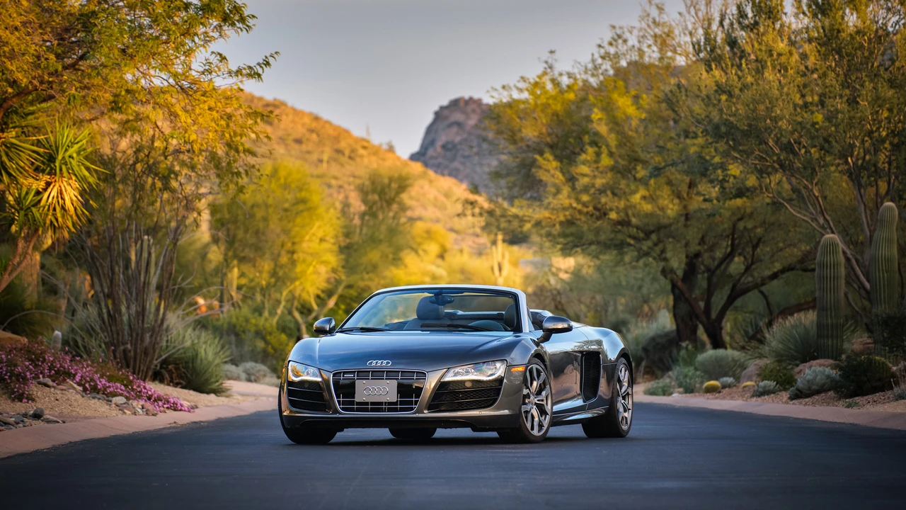 2011 Audi 42 R8 - Image 2 of 31