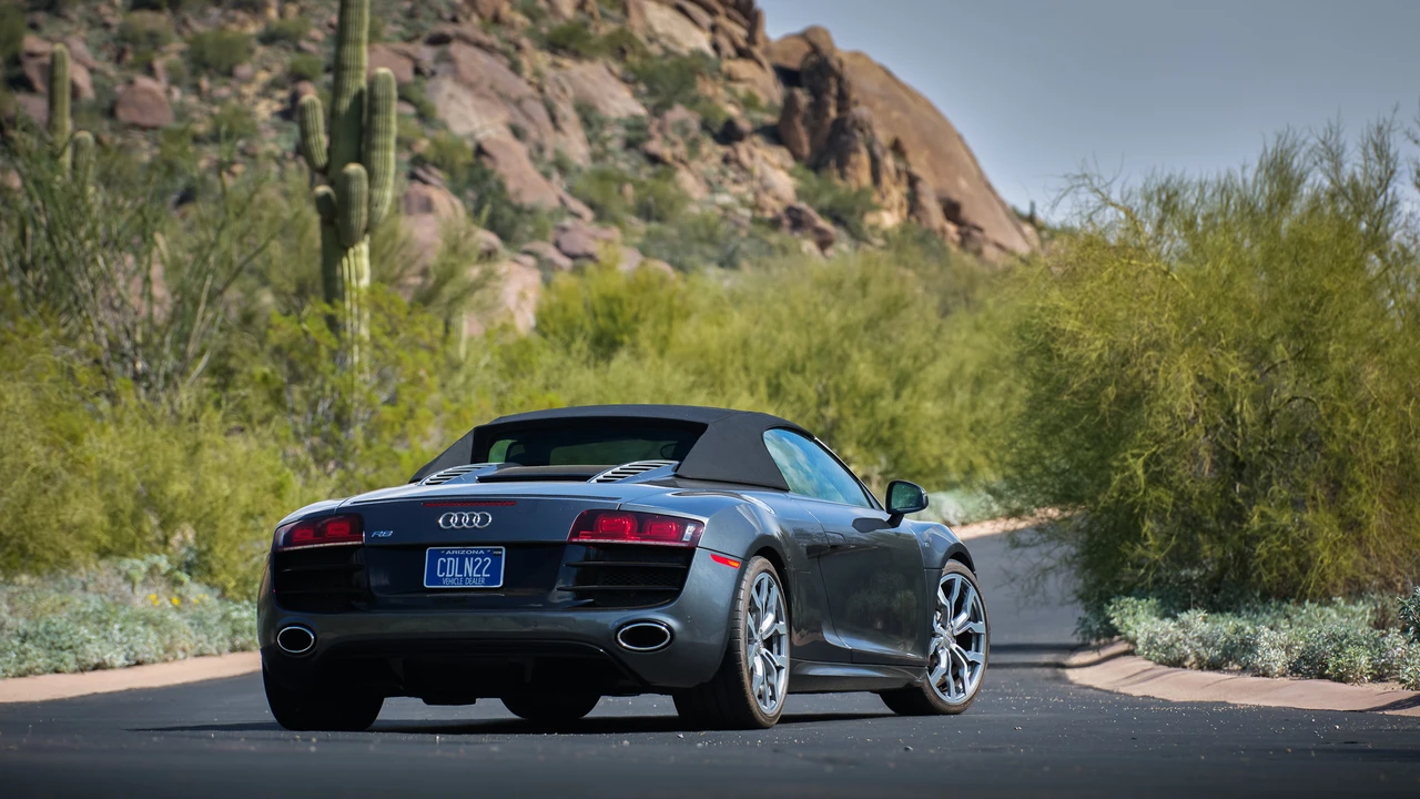 2011 Audi 42 R8 - Image 22 of 31