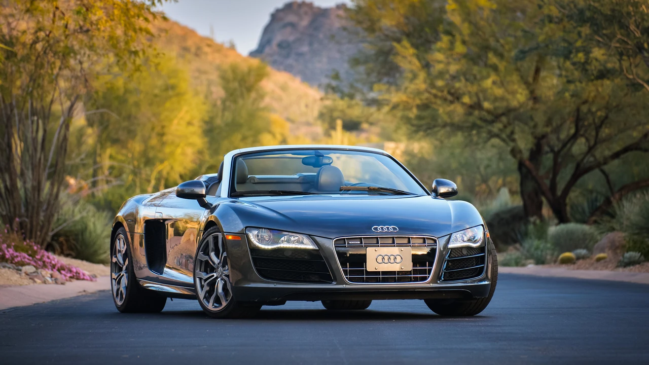 2011 Audi 42 R8 - Image 4 of 31
