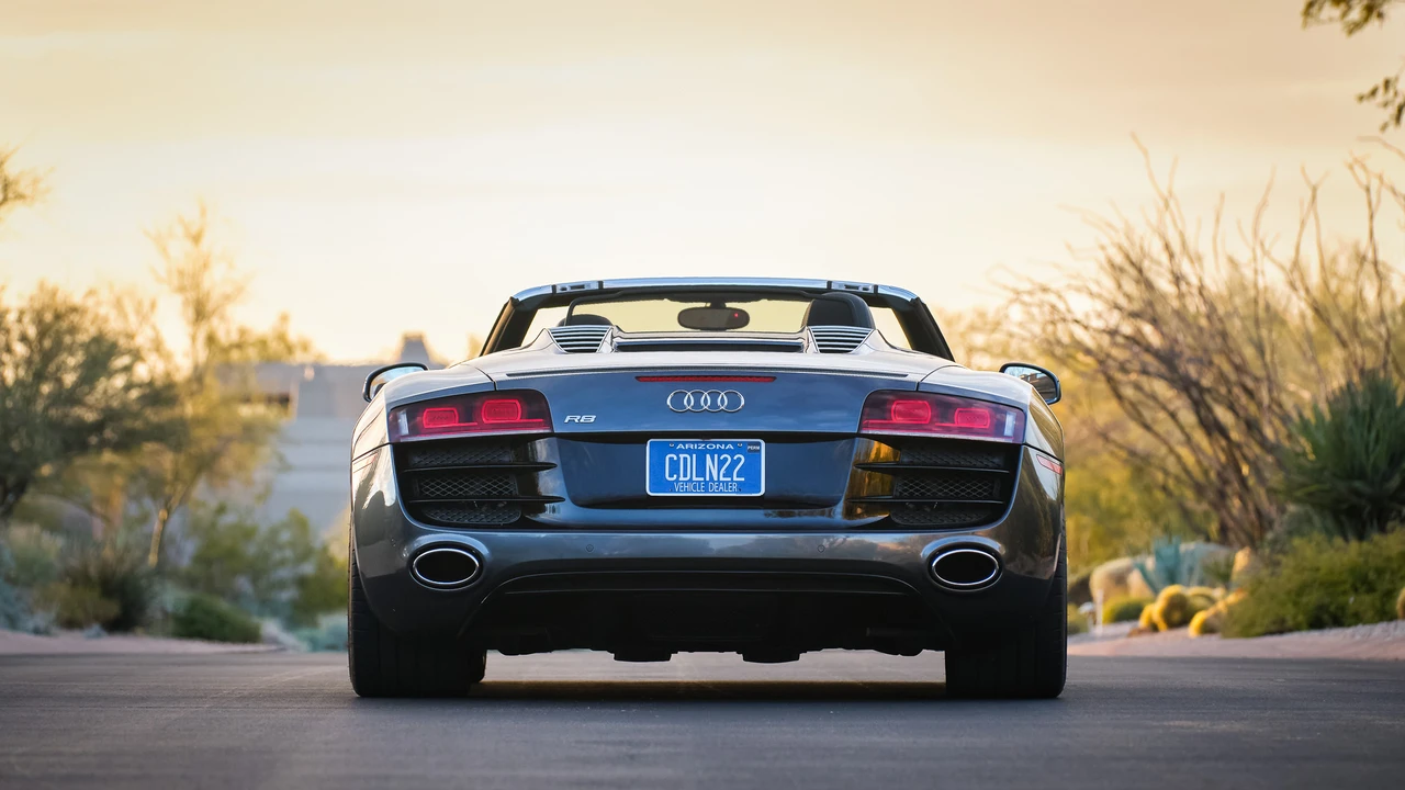 2011 Audi 42 R8 - Image 8 of 31