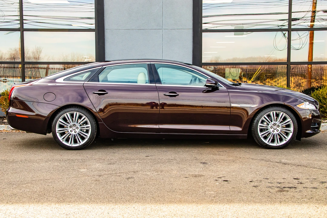 2011 Jaguar X351 XJ - Image 11 of 31
