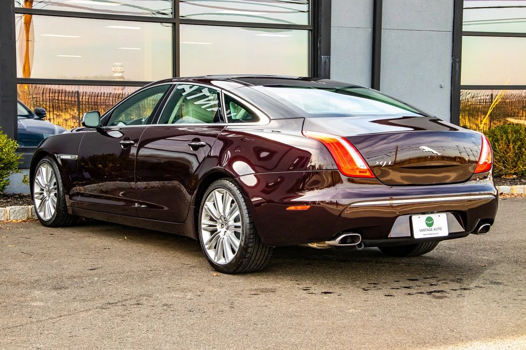 2011 Jaguar X351 XJ - Image 19 of 31