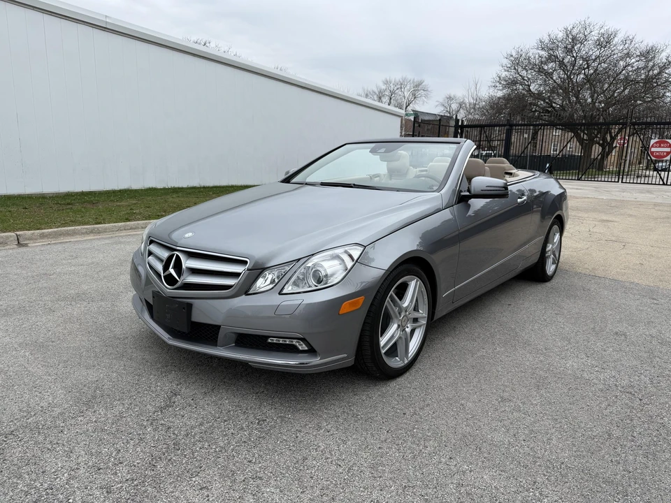2011 Mercedes-Benz C207/A207 E-Class Coupe & Convertible - Image 2 of 31