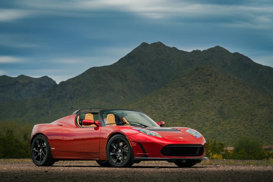2011 Tesla Roadster - Image 2 of 31