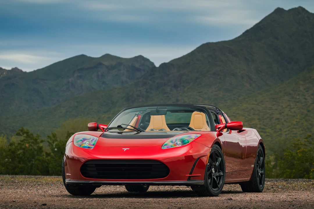 2011 Tesla Roadster - Image 5 of 31
