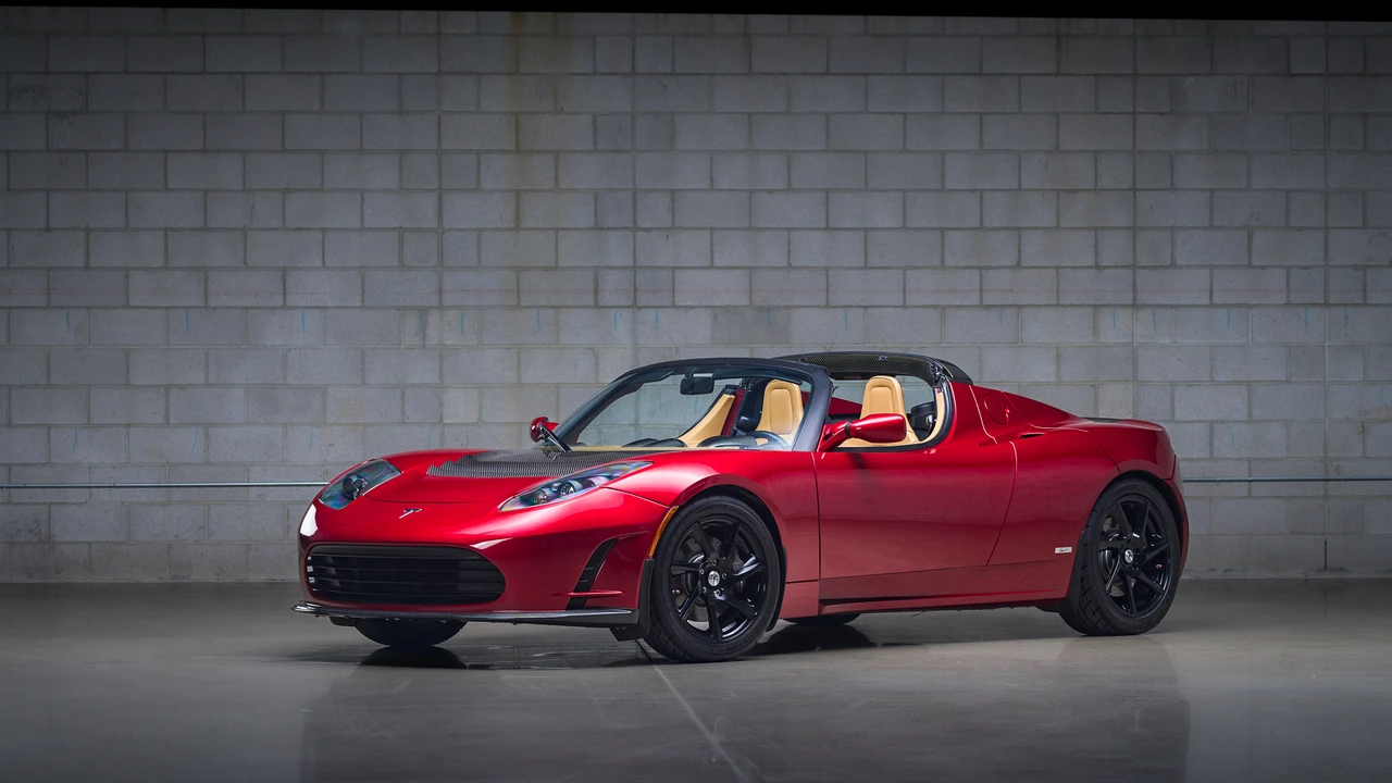2011 Tesla Roadster - Image 16 of 31