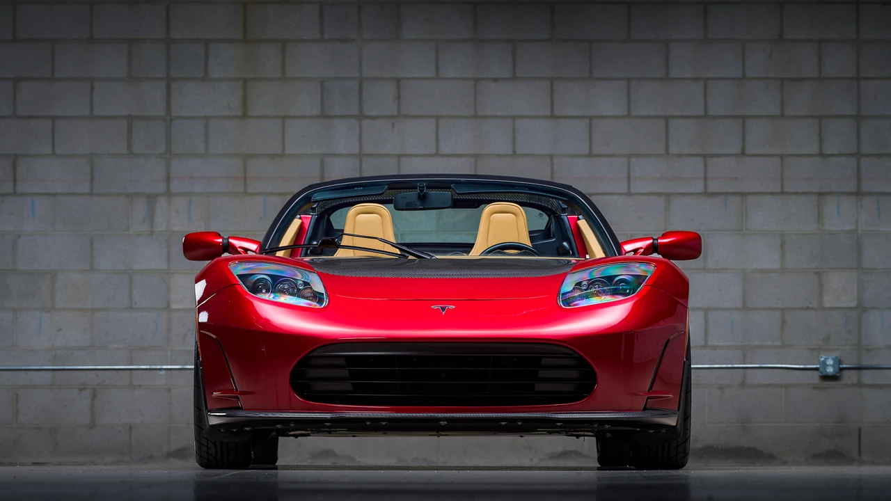 2011 Tesla Roadster - Image 21 of 31
