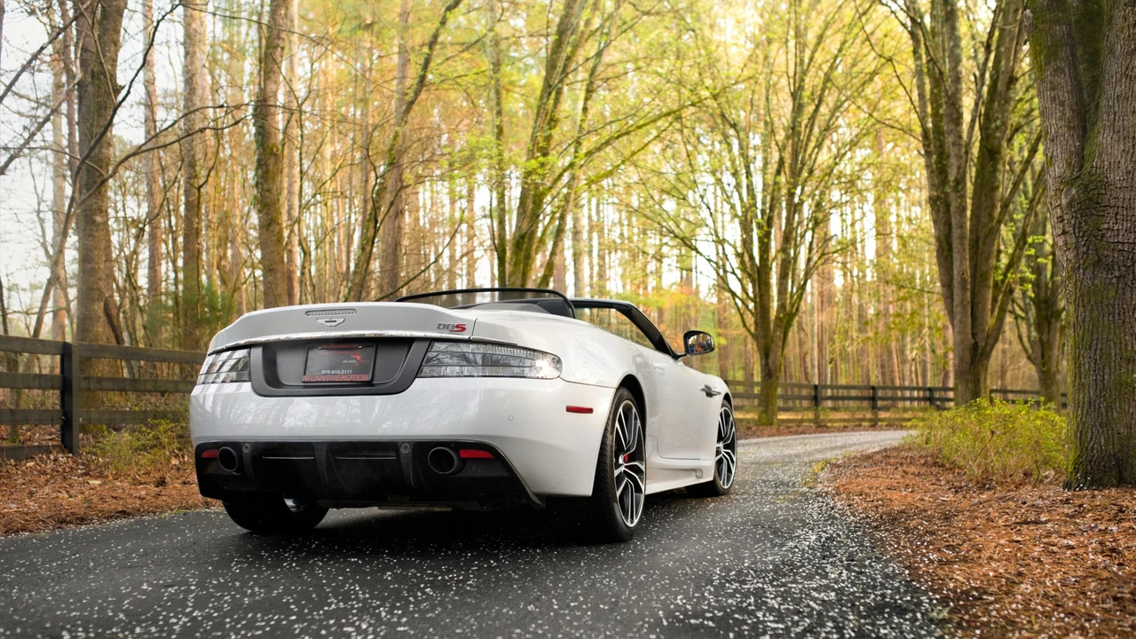 2012 Aston Martin DBS (2008-2012) - Image 8 of 31
