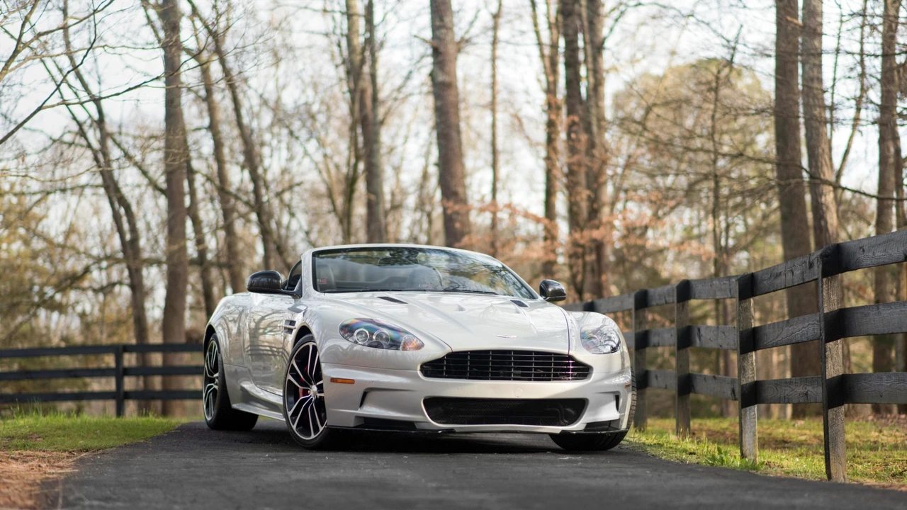 2012 Aston Martin DBS (2008-2012) - Image 5 of 31