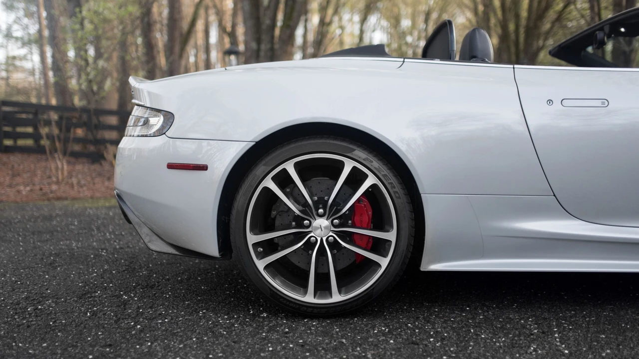 2012 Aston Martin DBS (2008-2012) - Image 20 of 31