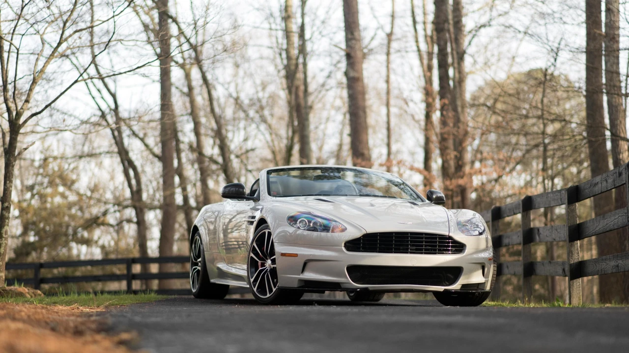 2012 Aston Martin DBS (2008-2012) - Image 2 of 31