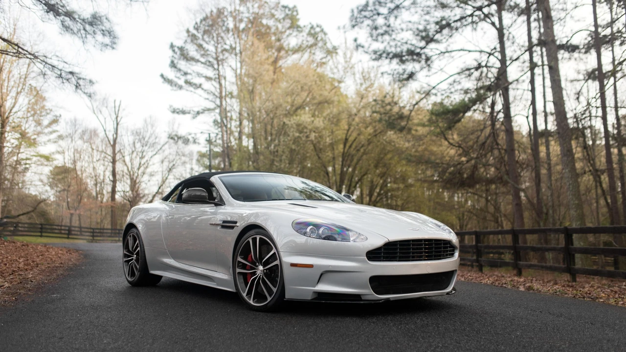 2012 Aston Martin DBS (2008-2012) - Image 3 of 31