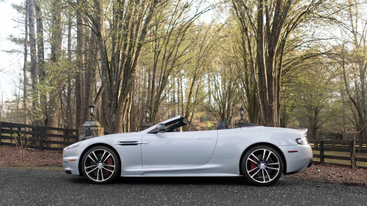 2012 Aston Martin DBS (2008-2012) - Image 14 of 31