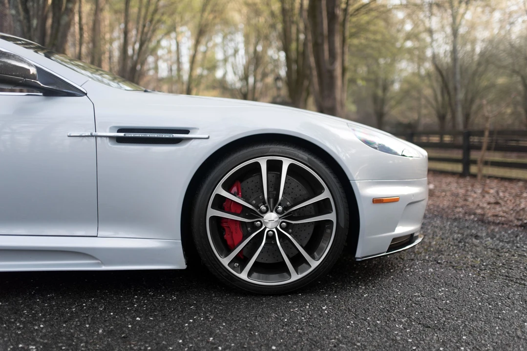 2012 Aston Martin DBS (2008-2012) - Image 21 of 31