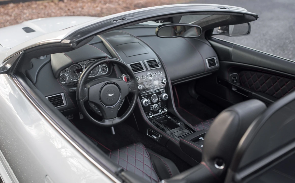 2012 Aston Martin DBS (2008-2012) - Image 29 of 31