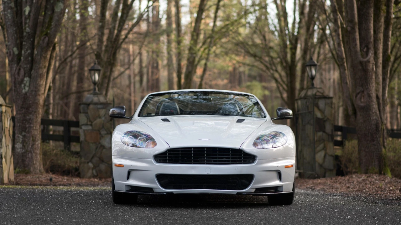 2012 Aston Martin DBS (2008-2012) - Image 23 of 31