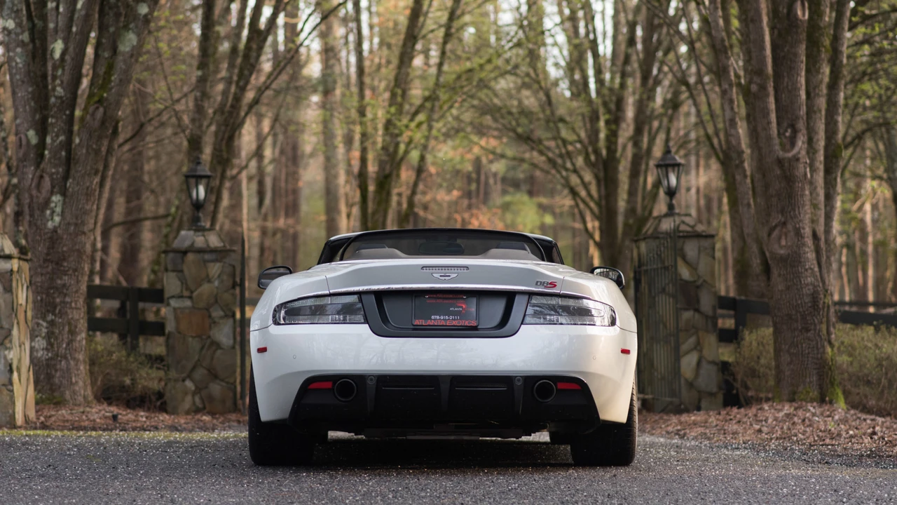 2012 Aston Martin DBS (2008-2012) - Image 9 of 31