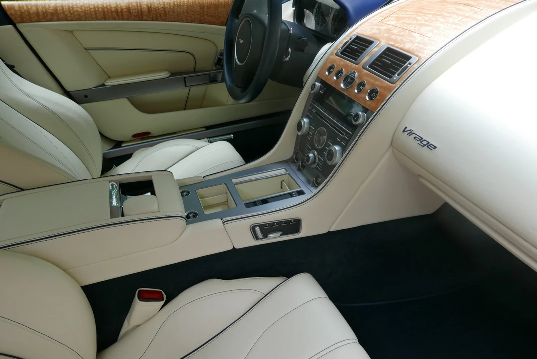 2012 Aston Martin Virage (2011-2012) - Image 28 of 31