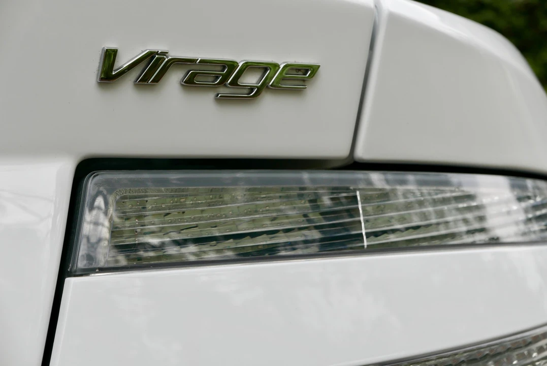 2012 Aston Martin Virage (2011-2012) - Image 24 of 31