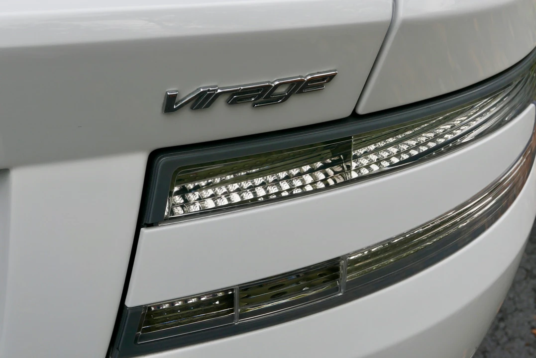 2012 Aston Martin Virage (2011-2012) - Image 26 of 31