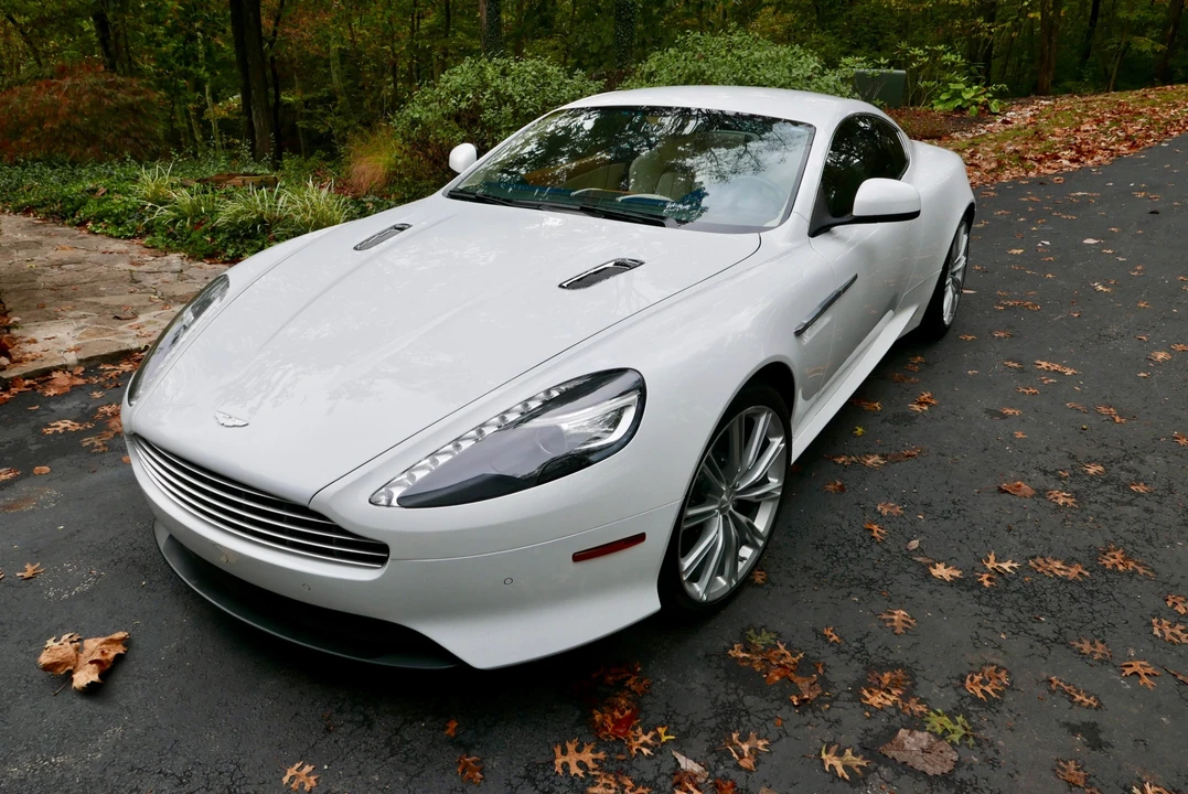 2012 Aston Martin Virage (2011-2012) - Image 12 of 31