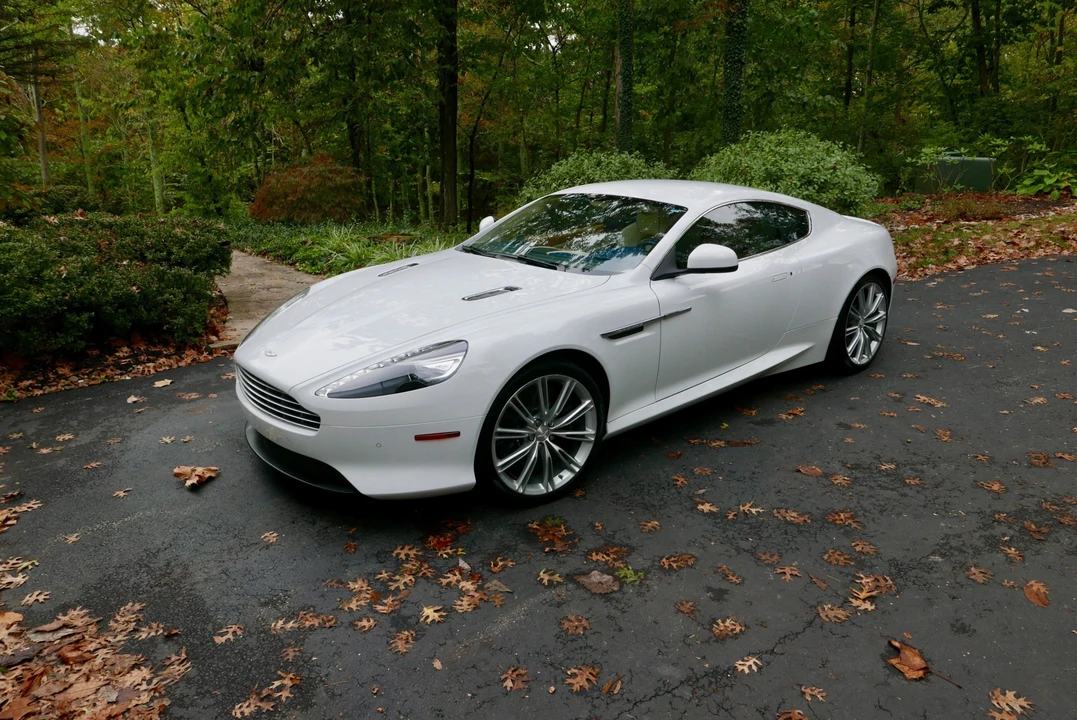 2012 Aston Martin Virage (2011-2012) - Image 11 of 31