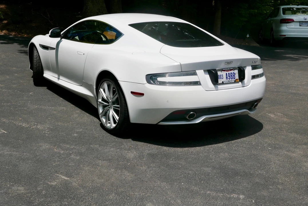 2012 Aston Martin Virage (2011-2012) - Image 8 of 31
