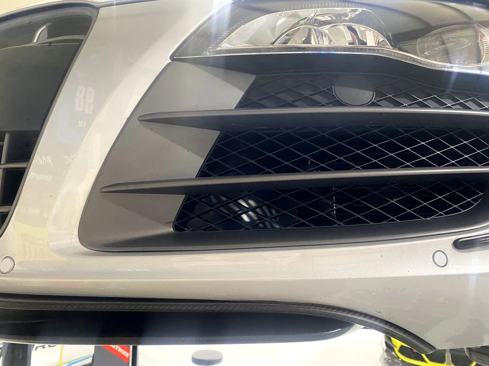 2012 Audi 42 R8 - Image 18 of 31