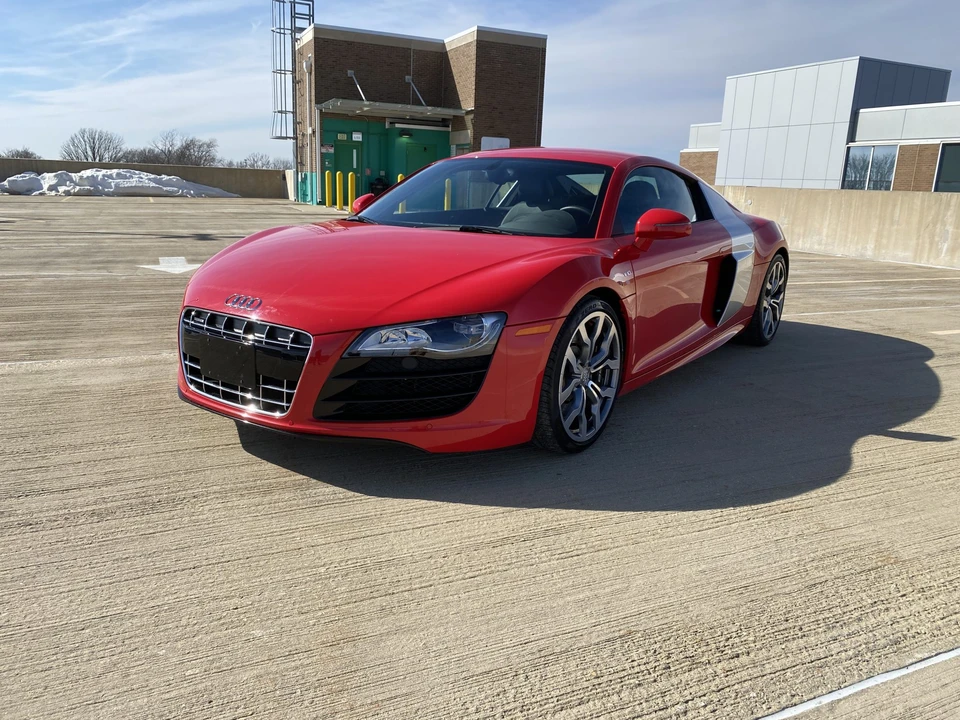 2012 Audi 42 R8 - Image 2 of 31