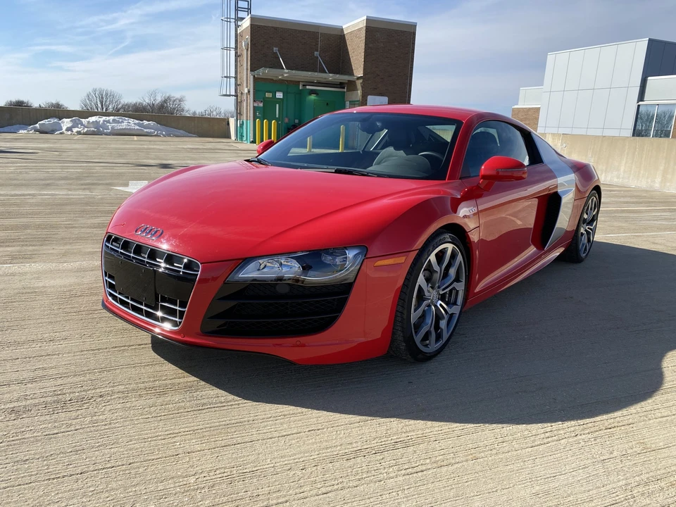2012 Audi 42 R8 - Image 3 of 31