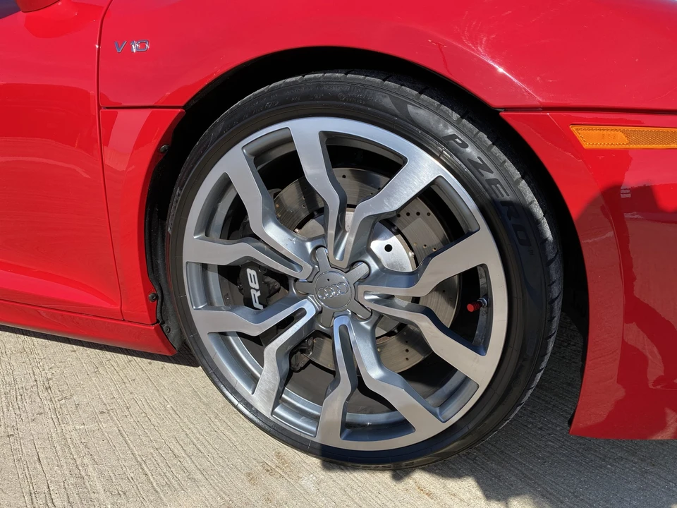 2012 Audi 42 R8 - Image 23 of 31