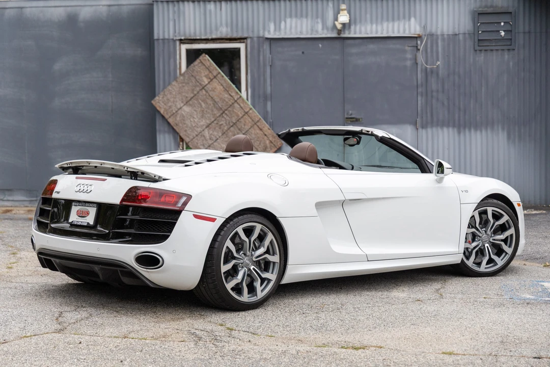 2012 Audi 42 R8 - Image 17 of 31