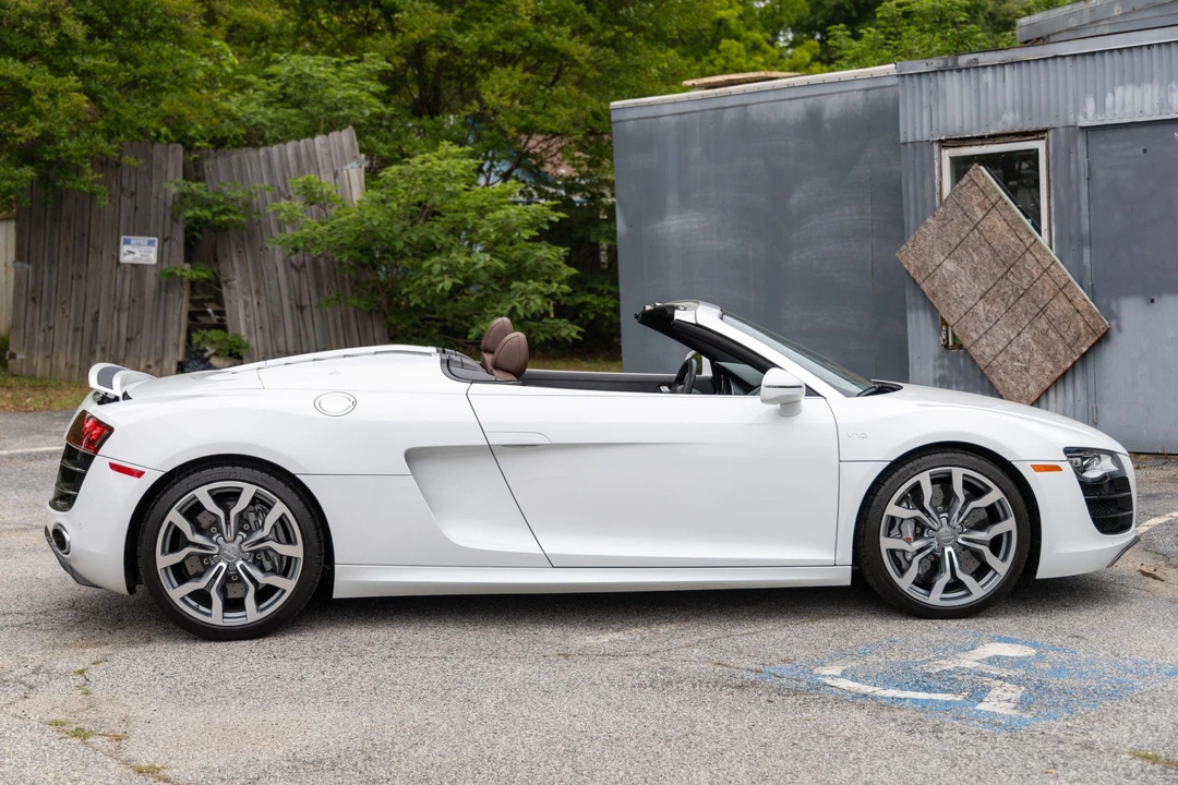 2012 Audi 42 R8 - Image 14 of 31